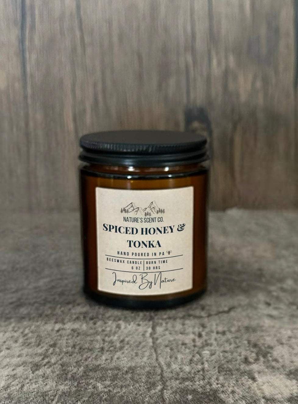 Spiced honey & tonka scented beeswax candle